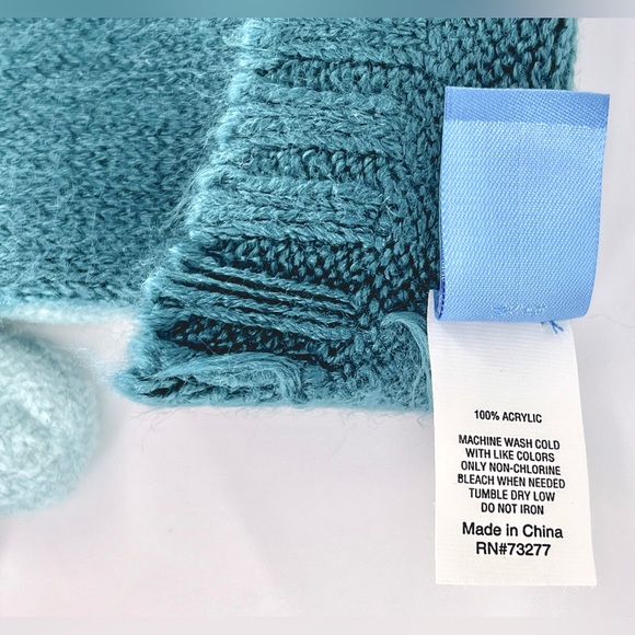 NWOT Simply Vera Vera Wang Knit Scarf & Ombré Gloves - Picture 12 of 12